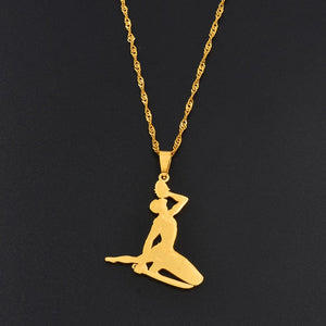 maroons pendant 